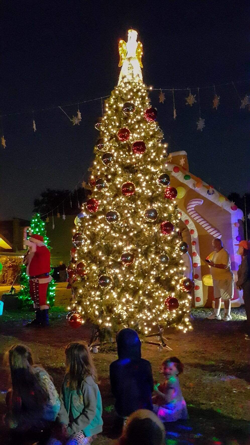 Christmas Tree Lighting Photos Sacred Heart Catholic Church of